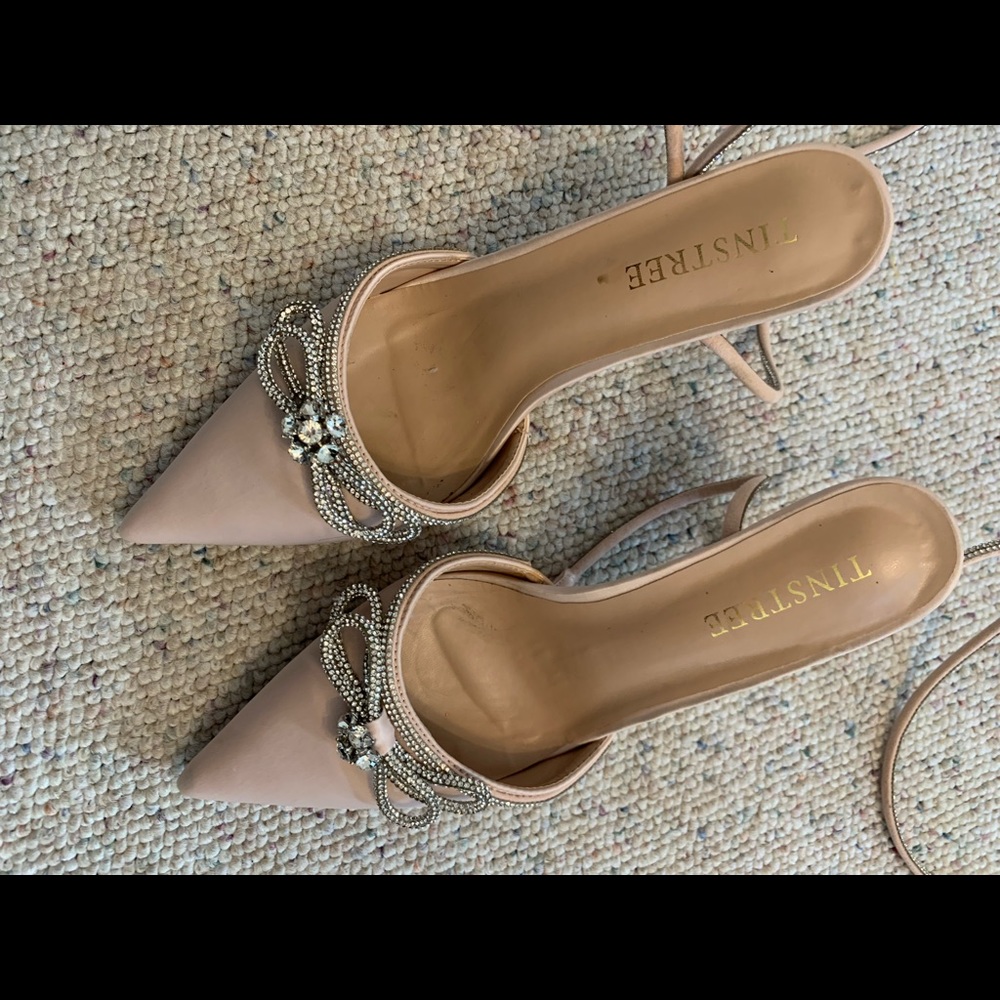 Elegant Nude Heels with Embellished Bow